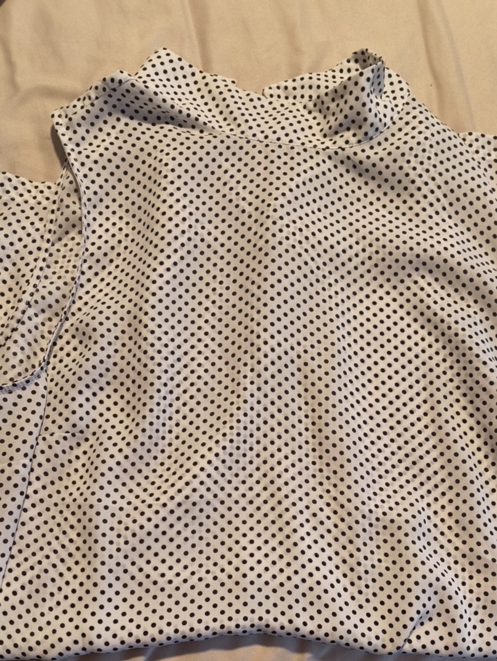 H&M White Mock Neck Tank with Black Polka Dots